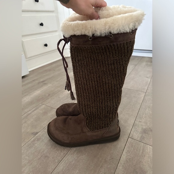 UGG Suburb Crochet Knit Slouch Suede Boots women’s size 8 - Picture 4 of 16